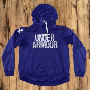Under Armour sweatshirt